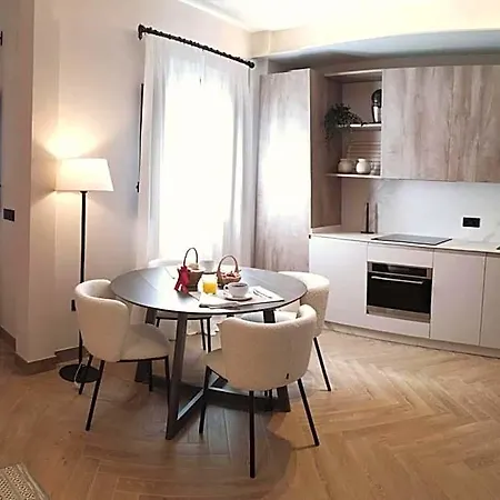 Puerta De La Ribera 아파트호텔 4*