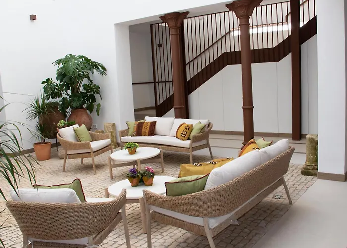 Apart Otel Puerta De La Ribera 4*