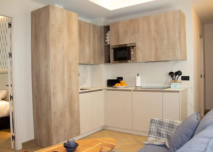 Puerta De La Ribera 4* Кордова