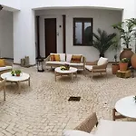 Apartahotel Puerta De La Ribera 4*