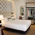 Puerta De La Ribera Apartahotel