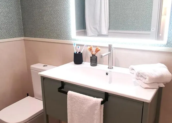 Puerta De La Ribera Apart Otel 4*