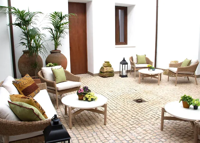 Apart Otel Puerta De La Ribera 4*