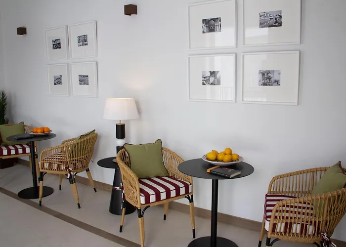 מלון דירות Puerta De La Ribera 4*